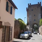Lägenhet Casina A Porta Sant'angelo