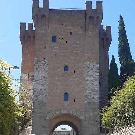 Casina A Porta Sant'angelo Διαμέρισμα