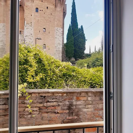 Casina A Porta Sant'angelo Διαμέρισμα